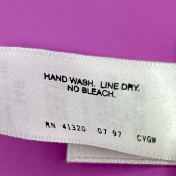 Victoria’s Secret Demi Lace Miracle-White- 34B Vintage NWT - Picture 6 of 7